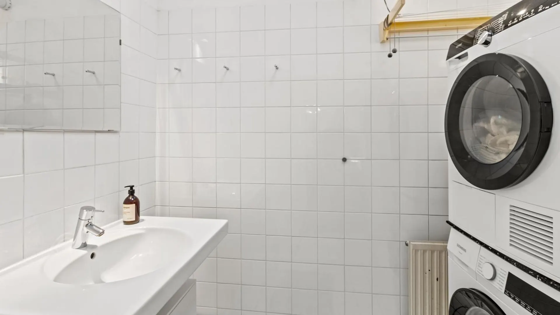 Ferienwohnung Terrace - 155 M² - 5 Min U6 Thaliastrasse Wien 0*,