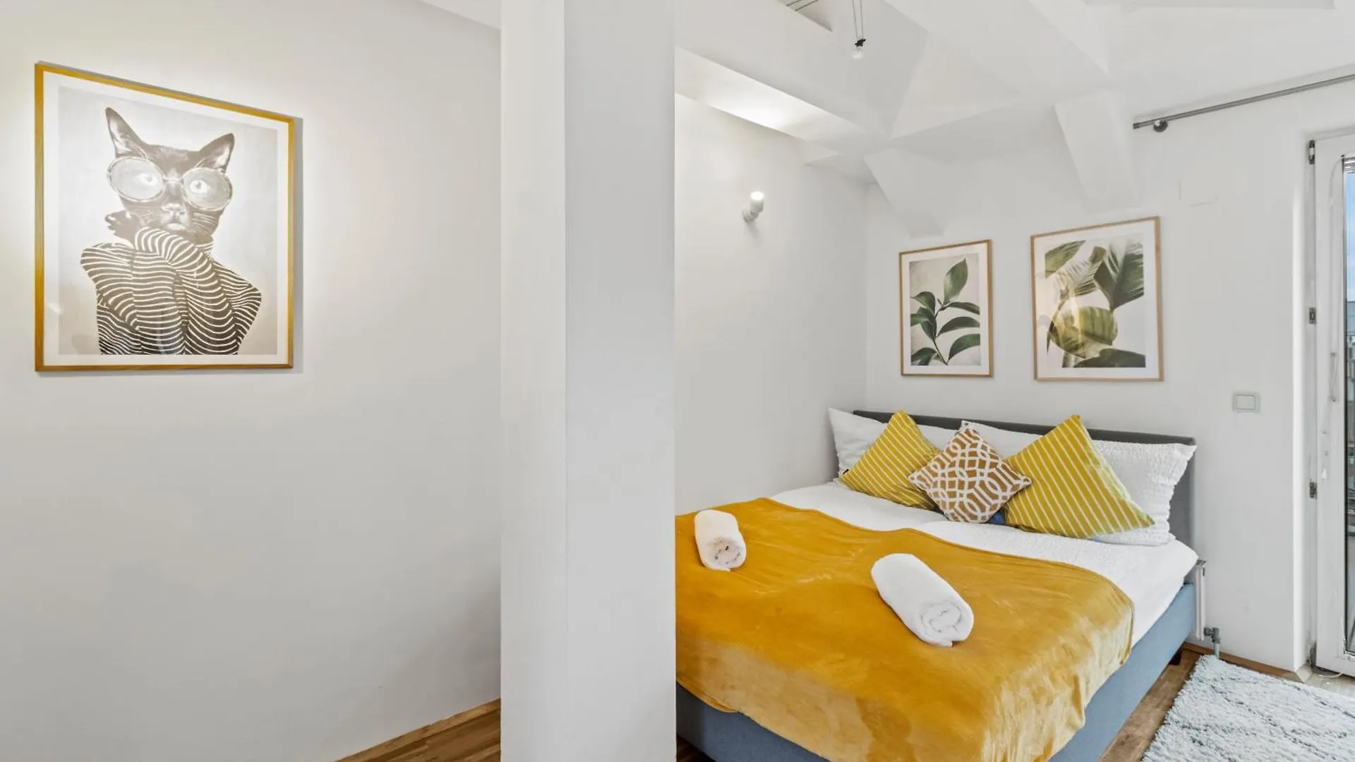 Ferienwohnung Terrace - 155 M² - 5 Min U6 Thaliastrasse Wien