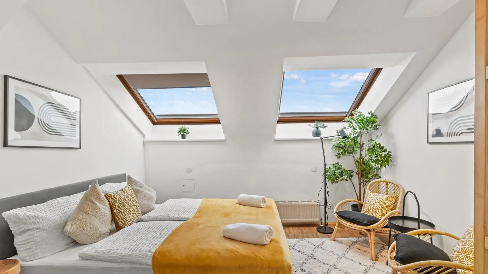 Ferienwohnung Terrace - 155 M² - 5 Min U6 Thaliastrasse Wien 0*,  Österreich