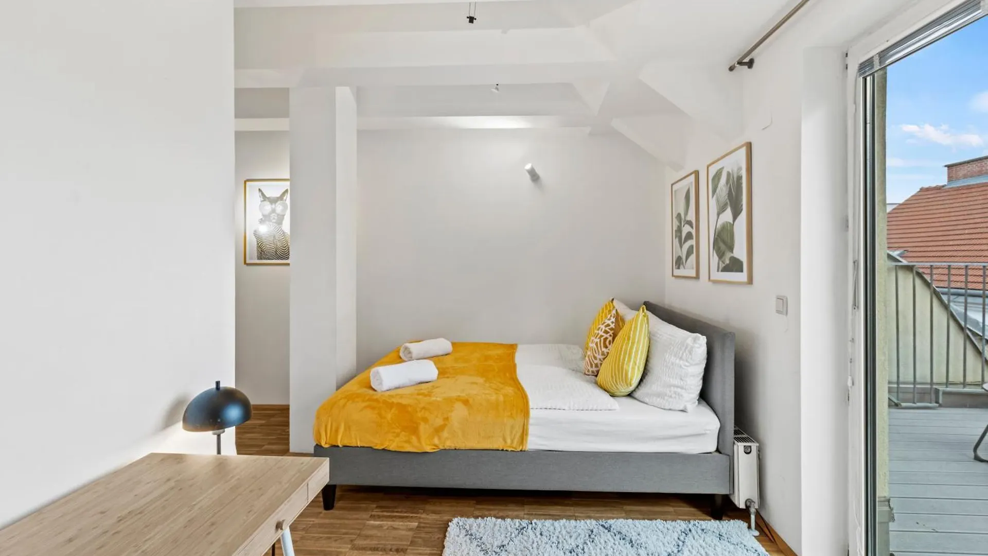 Ferienwohnung Terrace - 155 M² - 5 Min U6 Thaliastrasse Wien Apartment