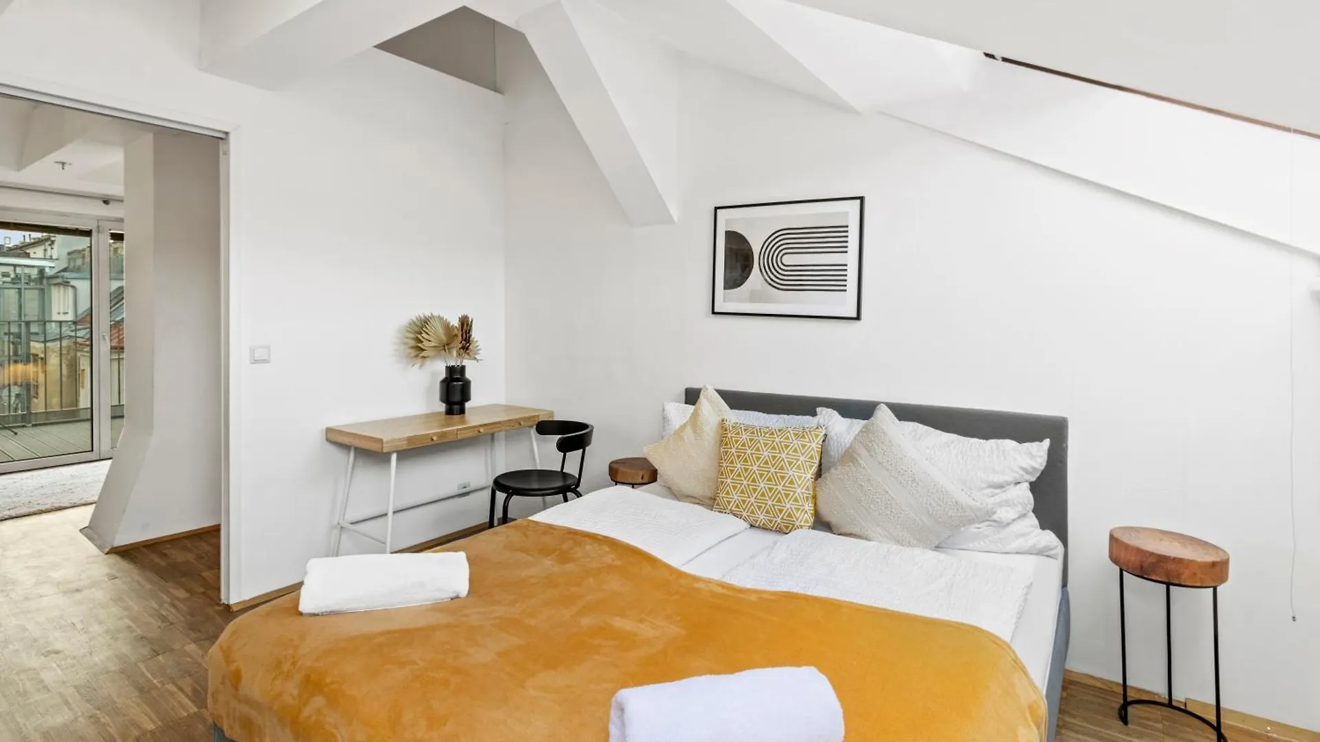 Ferienwohnung Terrace - 155 M² - 5 Min U6 Thaliastrasse Wien Apartment